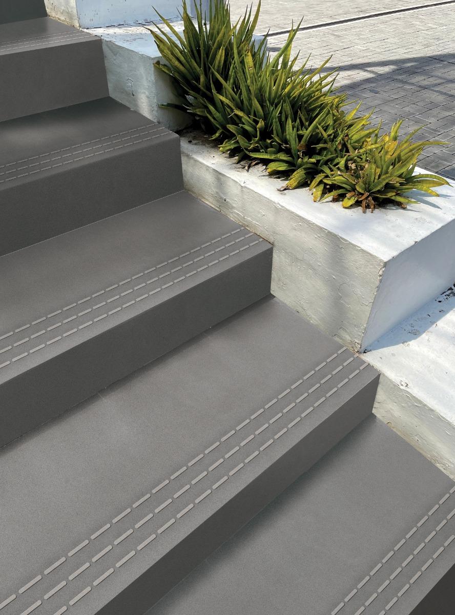 Step Capsule Sand Grey DK