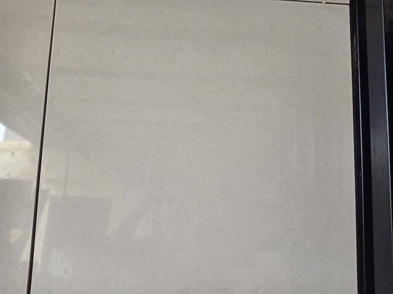 Glossy Finish Lara Silver Vitrified tile 600x600 mm