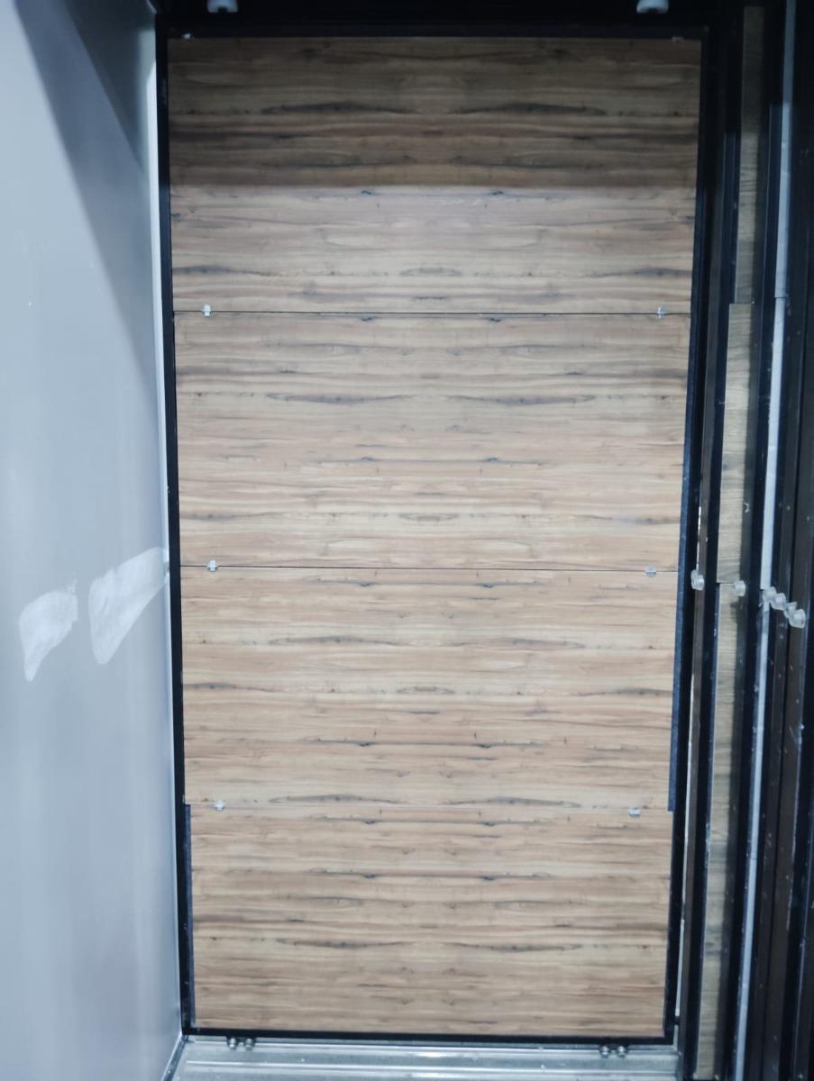 Matte Finish Natural Rotowood Brown Glazed Vitrified Tiles 600x1200 mm